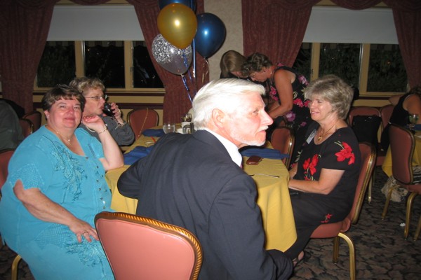 ../image/joan's reunion,linda, steve, doris 9,2005 071.jpg
